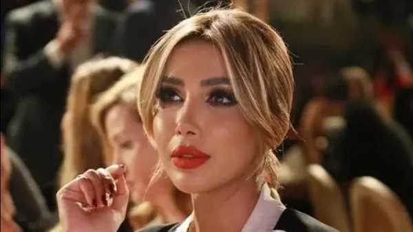 وفاة والدة المطربة أروى بعد صراع مع المرض