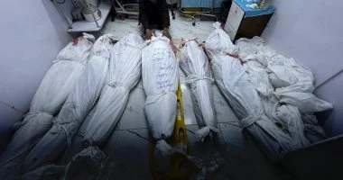 51 شهيدا فى قطاع غزة منذ فجر اليوم