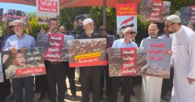 افتح التعليقات يا شيخ.. هجوم عنيف على الإخوانى كمال الخطيب بمواقع التواصل