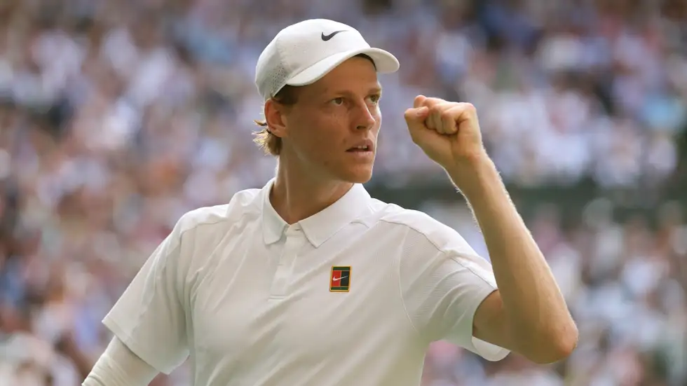 سينر ينتقم من ألكاراز ويتوج بويمبلدون للمرة الأولى