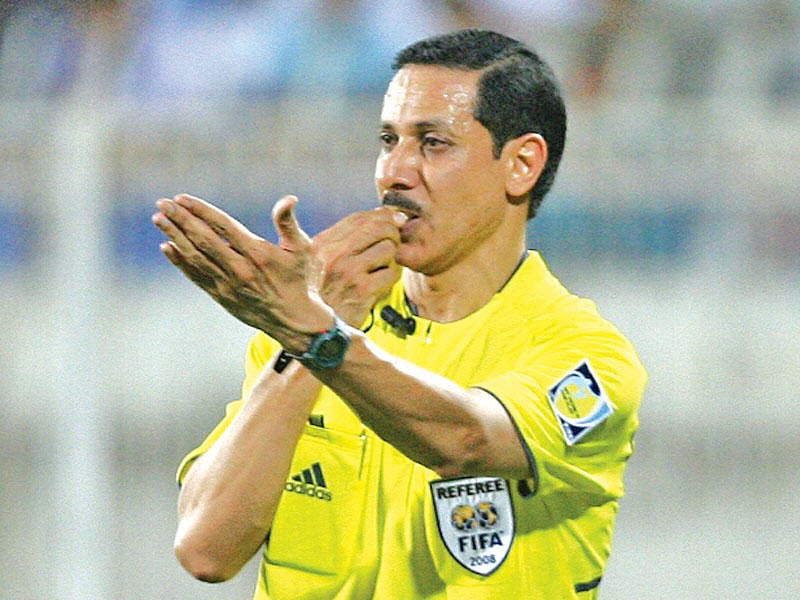 الكويت تسحب الجنسية من الحكم عراقي الأصل سعد كميل فمن هو