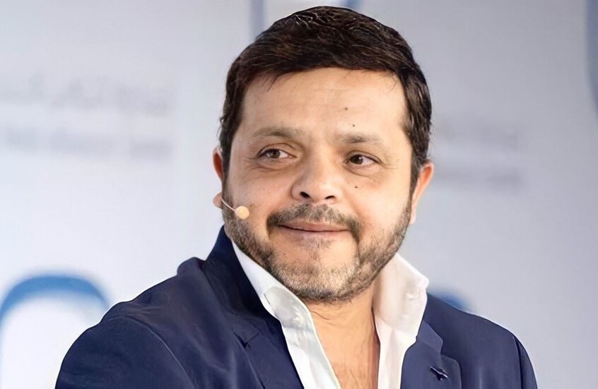 محمد هنيدي يعلق على أزمة التيك توكرز في مصر.. ماذا قال؟