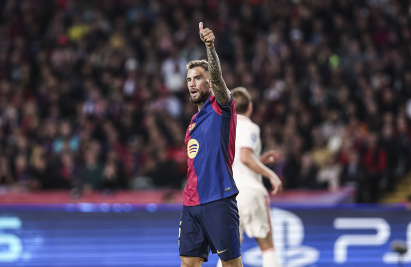 مارتينيز يوجه رسالة لجماهير برشلونة بعد رحيله المفاجئ عن الفريق