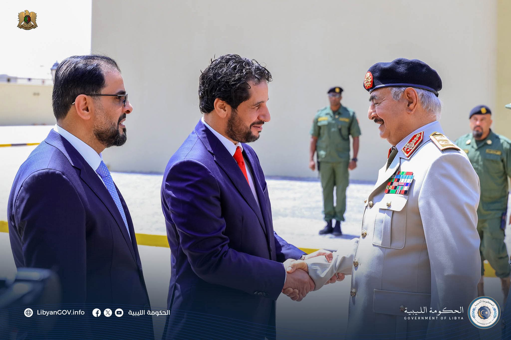 رئيس مجلس الوزراء يشارك في مراسم تنصيب الفريق أول ركن صدام خليفة حفتر 