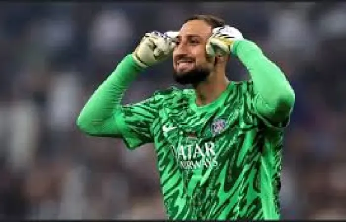 دوناروما يفوز بجائزة ليف ياشين لأفضل حارس مرمى في العالم