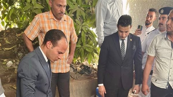 النيابة الإدارية تكشف تفاصيل واقعة التنقيب عن الآثار داخل مديرية صحية بقنا أخفوا الحفر بباب خشبي