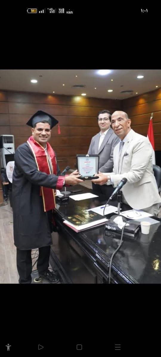 حصول الباحث يحيى أحمد محمود الوكيل على درجة الدكتوراه بامتياز