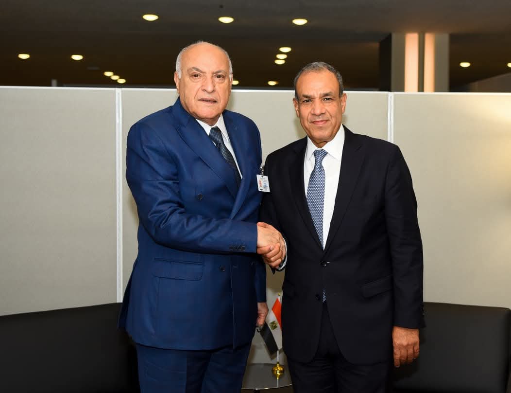وزير الخارجية يلتقي وزير خارجية الجزائر على هامش أعمال الجمعية العامة للأمم المتحدة