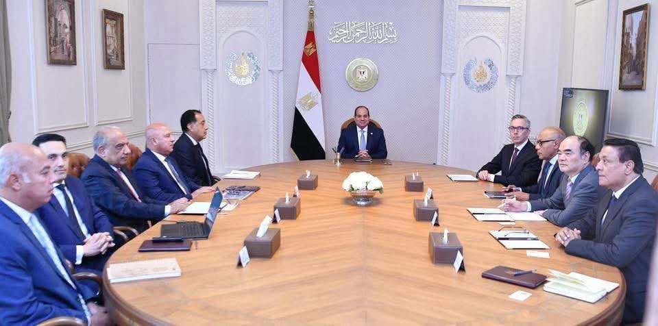 وزير التربية والتعليم يعقد اجتماعًا مع قيادات الهيئة العامة للأبنيةالتعليمية لمتابعة الاستعدادات للعام الدراسي الجديد