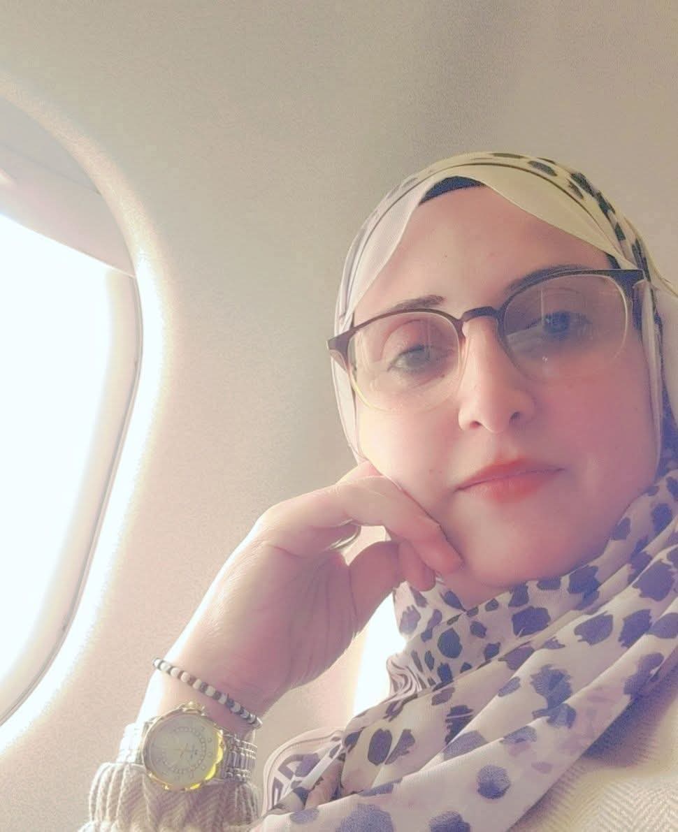 دور المعلم وأثره في حياة الطالب