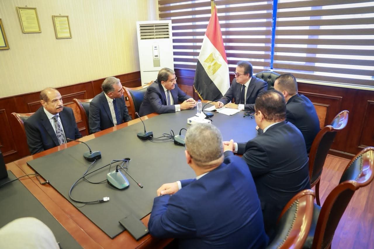 نائب رئيس مجلس الوزراء ووزير الصحة يشهد توقيع مذكرة تفاهم مع شركة إي فاينانس لتقديم خدمات التحصيل الإلكتروني