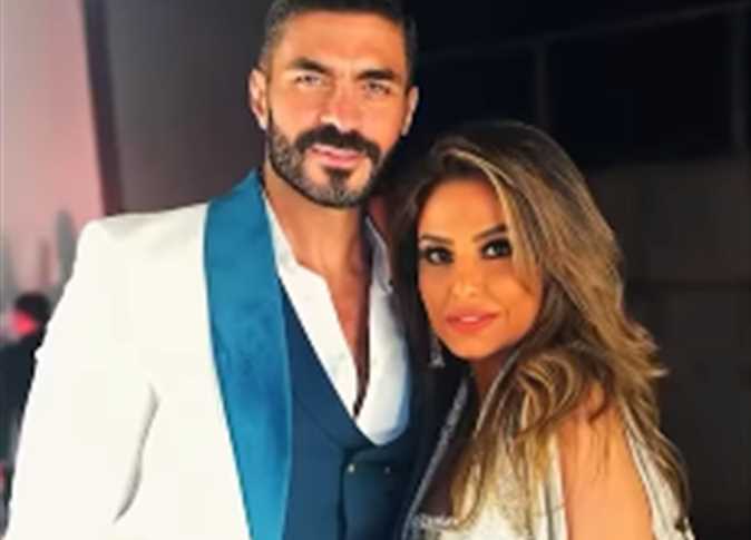 خالد سليم يحتفل بالذكرى الـ14 لزواجه ربنا يخليكي ليا أنا والبنات