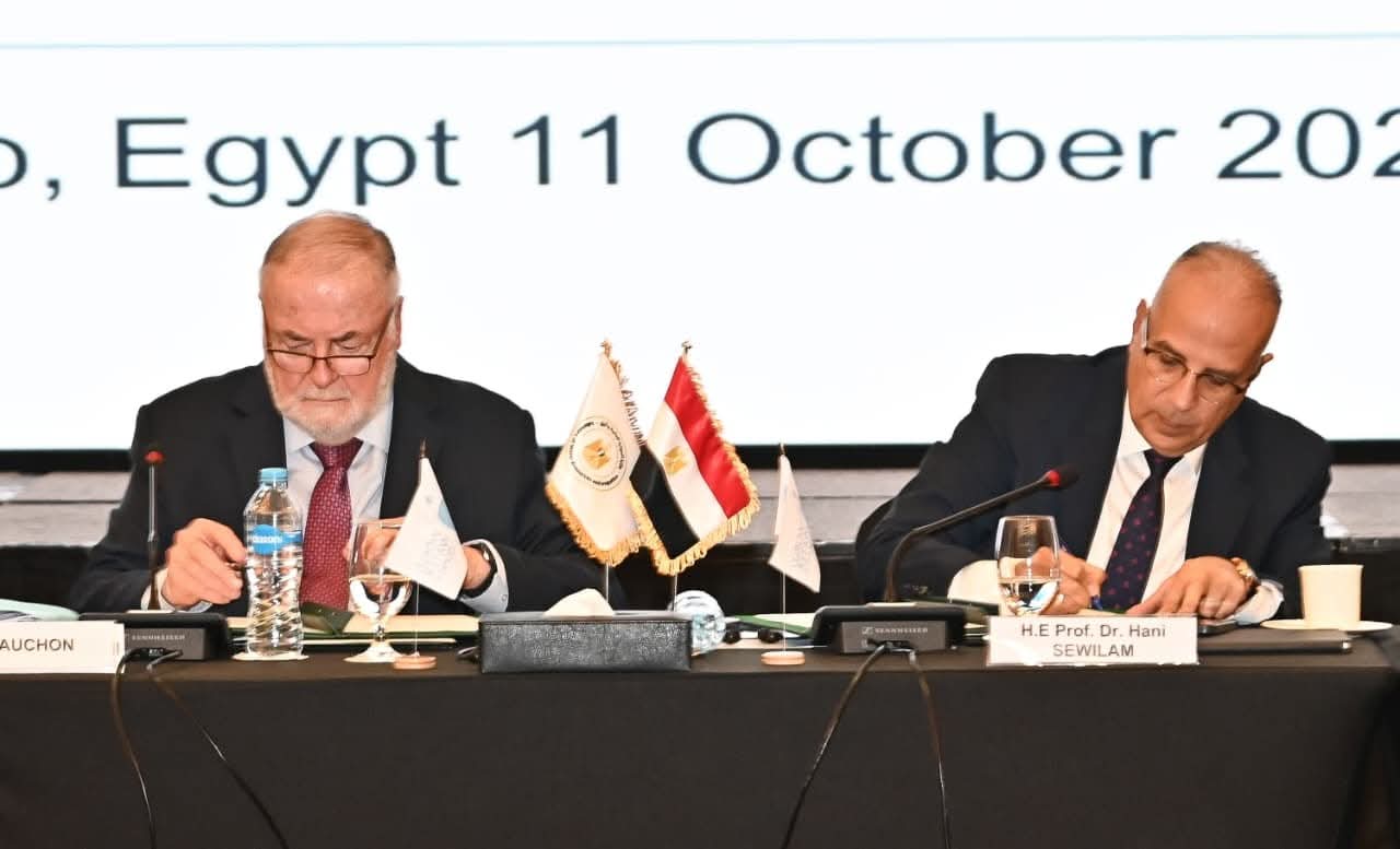 قبيل انطلاق أسبوع القاهرة الثامن للمياه غدًا الأحد الدكتور سويلم يشارك في الاجتماع الحادى والتسعين لمجلس محافظى المجلس العالمى للمياه
