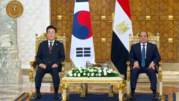 صحيفة كورية: مصر وكوريا تسعيان إلى تعميق التعاون في الصناعات الدفاعية
