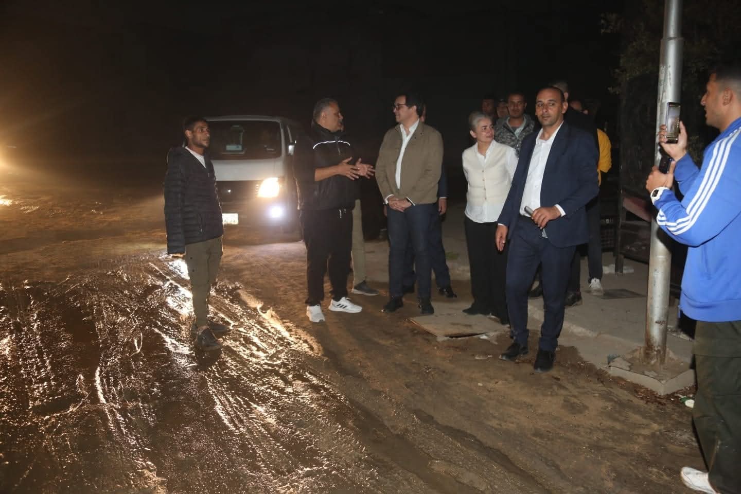 وزير الثقافة يتفقد موقع حريق ديكور مسلسل الـكينج ويوجّه بمراجعة الشركات المنتجة والتأكيد على التزامها بإجراءات الحماية المدنية في كافة مواقع التصوير