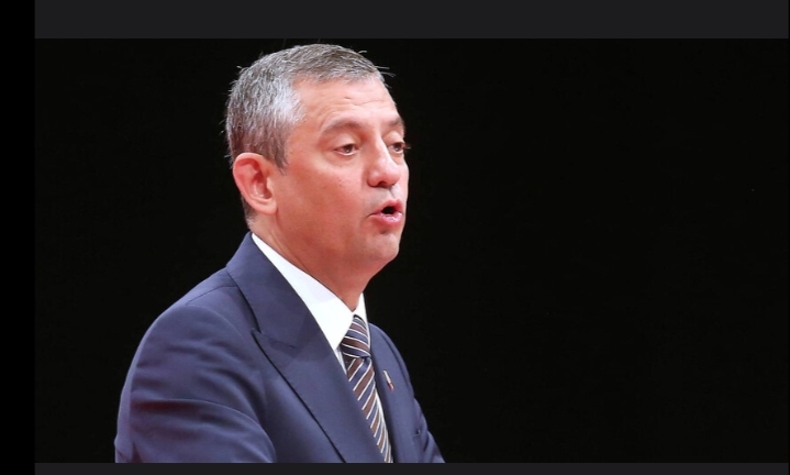 أوزيل يكرس زعامته لحزب الشعب الجمهوري في مؤتمر تحت شعار الآن وقت السلطة