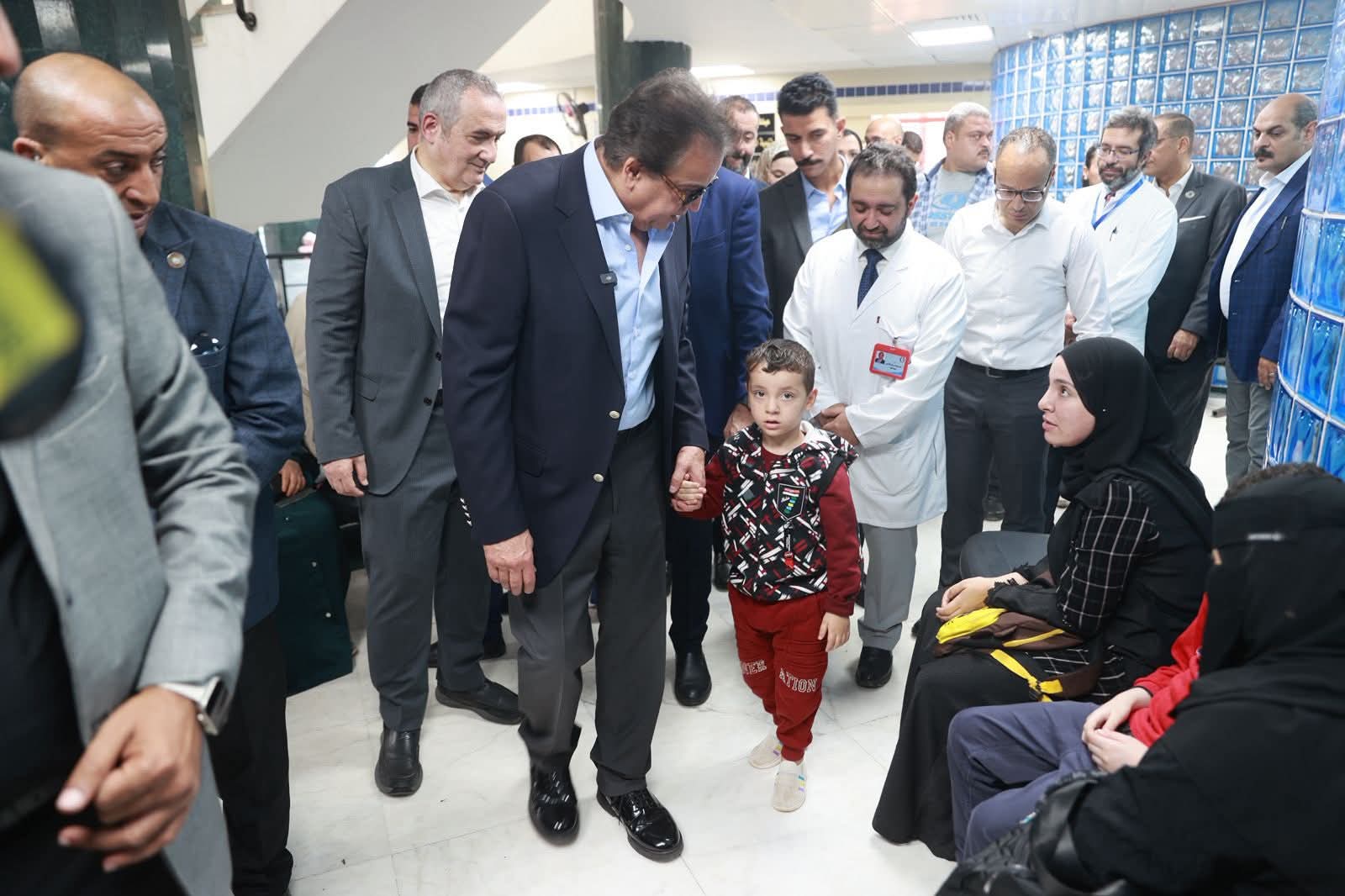 نائب رئيس الوزراء و وزير الصحة يتفقد مشروع مبنى الطب الرياضي بالمعهد القومي للجهاز الحركي ويوجه بتسريع الأعمال الإنشائية وضرورة الالتزام بالجداول الزمنية لمشروعات أرض حميات إمبابة