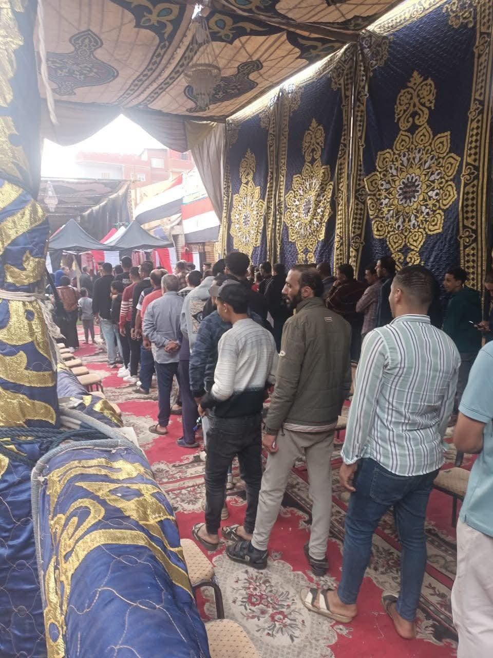 محافظ الغربية يتابع توافد الناخبين على مدار الساعة ويدعو المواطنين للمشاركة في انتخابات مجلس النواب