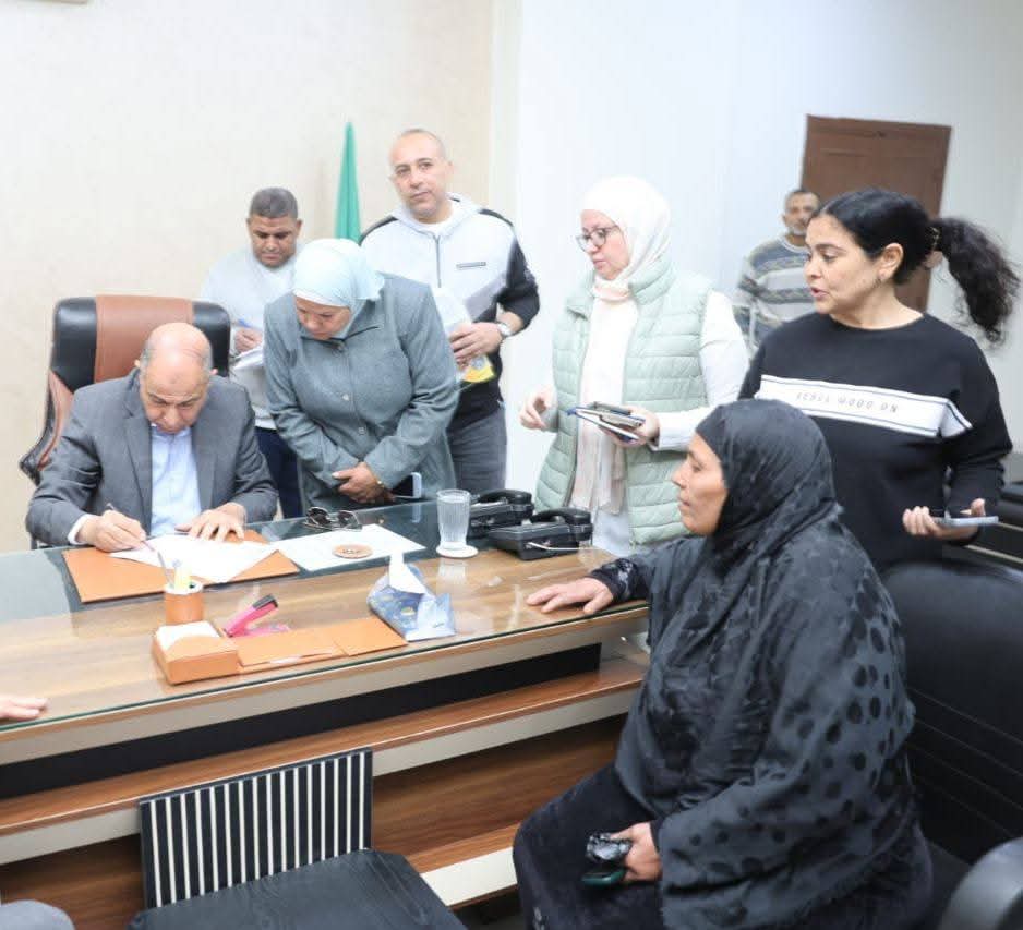 تمهيدا للافتتاح قريبا  محافظ المنيا يتفقد المركز التكنولوجي الجديد ببني مزار