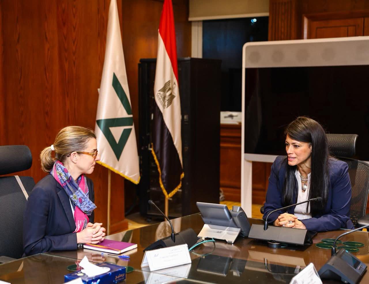 وزيرة التخطيط والتنمية الاقتصادية والتعاون الدولي تستقبل الرئيس التنفيذي لشركة بروباركو الاستثمارية الفرنسية لمناقشة تعزيز الشراكة لتمكين القطاع الخاص