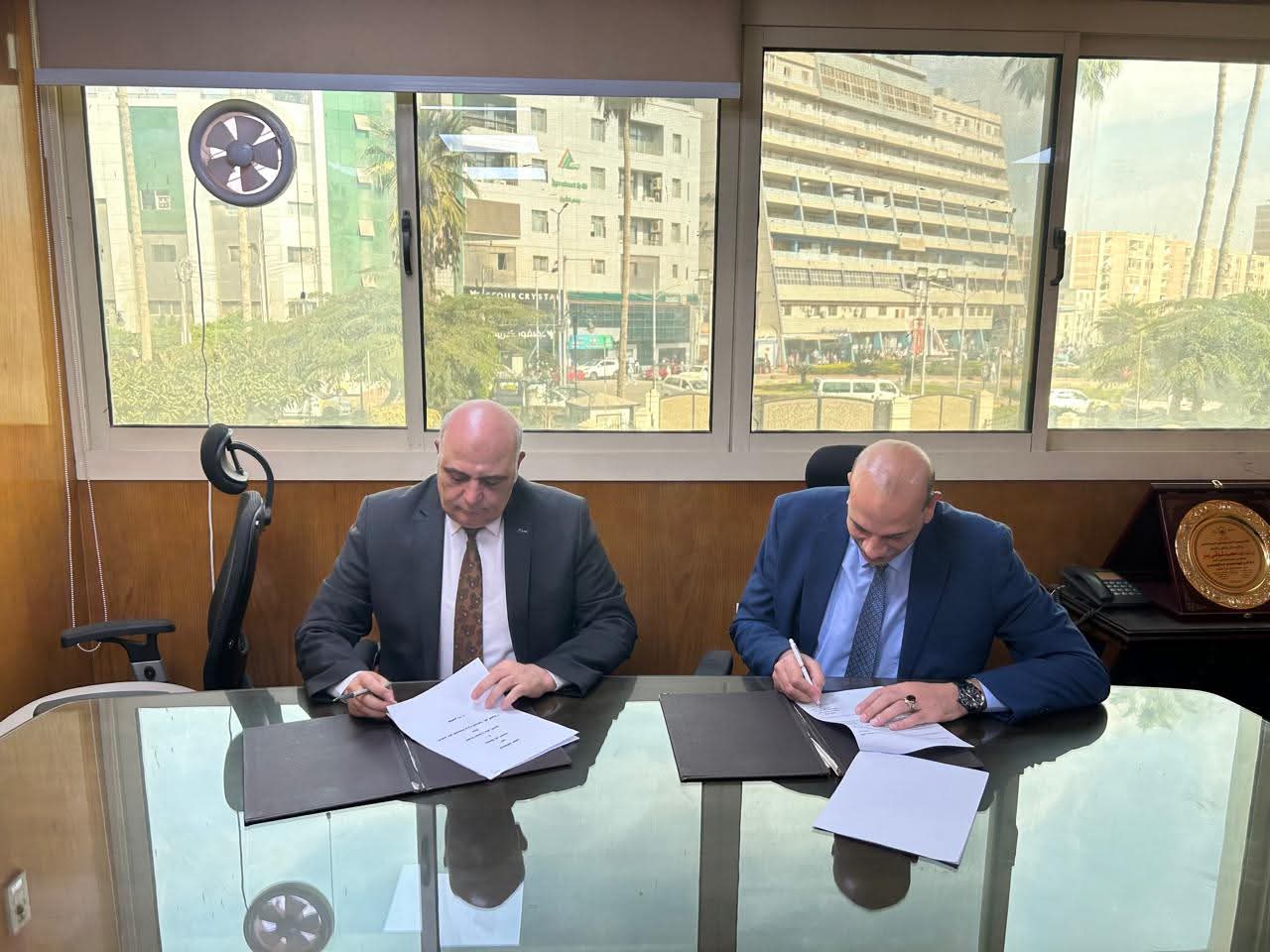 رسميا توقيع برتوكول تشغيل مكتب تصديقات الخارجية بغرفة كفرالشيخ