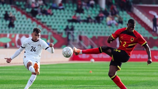 منتخب جنوب إفريقيا يصعق زيمبابوي 3-2 ويرافق الفراعنة إلى دور الـ16
