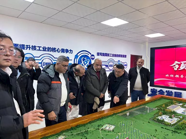 جولة صينية لوزير الكهرباء للاطلاع على أحدث تقنيات استخراج العناصر الاستراتيجية