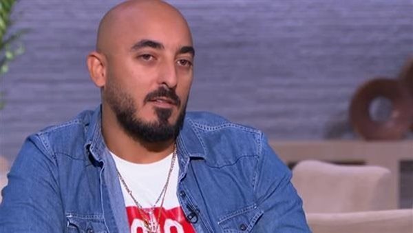 طلاق حسام الحسيني وزوجته بعد 21 عامًا من الزواج