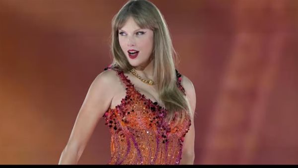 تايلور سويفت تمنح فريق جولتها العالمية 197 مليون دولار مكافآت وهجوم بسبب الإشارة لإسرائيل في وثائقي جديد