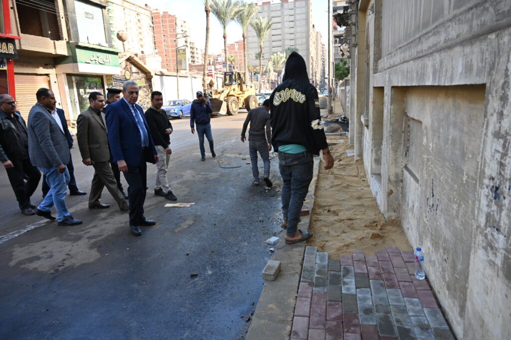 محافظ الغربية في جولة ميدانية موسعة بالمحلة الكبرى 