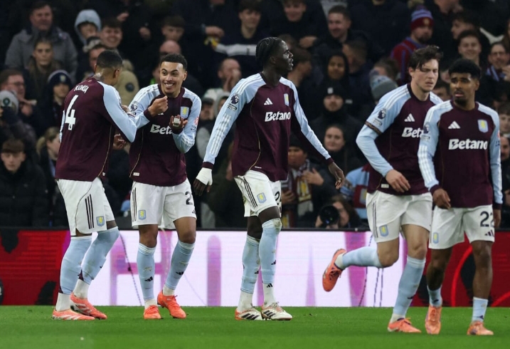 اختبار صعب لأستون فيلا أمام تشلسي في الدوري الانجليزي 