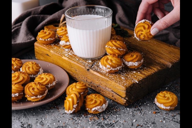 طريقة تحضير بيتيفور محشي بالمربى وجوز الهند