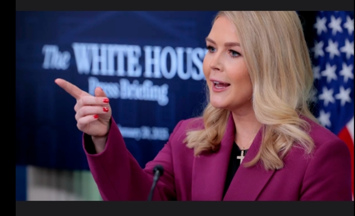 متحدثة البيت الأبيض تسجل سابقة تاريخية بـ"أعظم هدية لعيد الميلاد