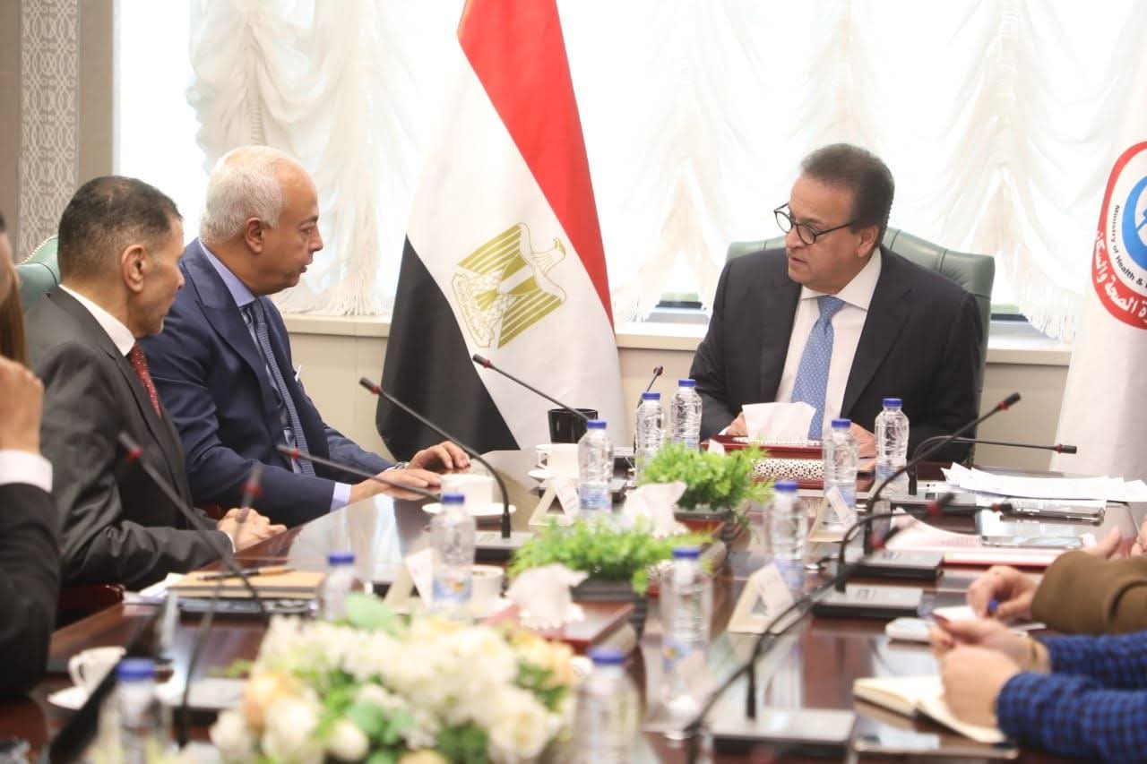 نائب رئيس مجلس الوزراء ووزير الصحة يستقبل وفد شركة جمجوم فارما لبحث تعزيز التعاون وتوطين صناعة الدواء