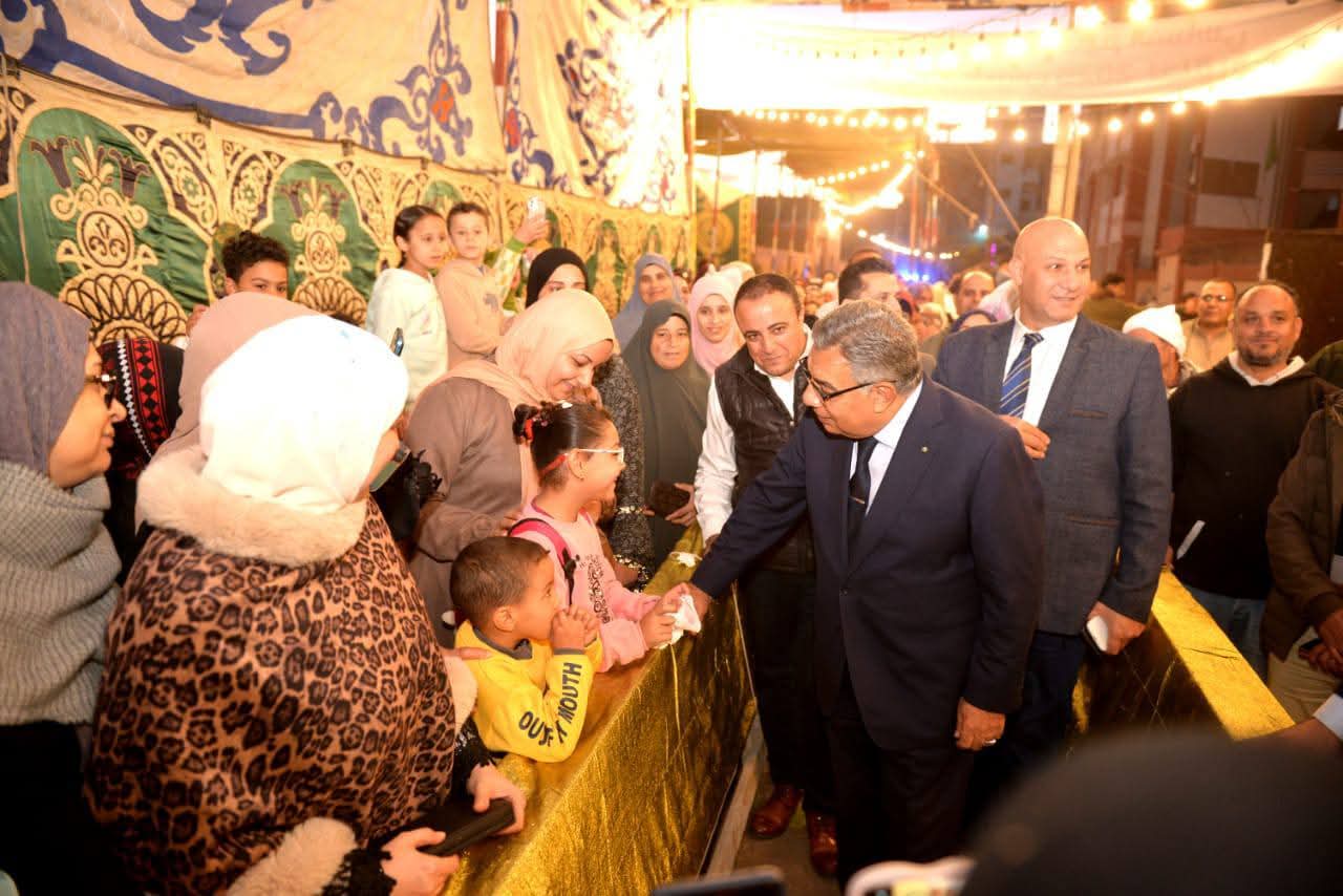 محافظ الدقهلية يواصل متابعة سير العملية الانتخابية في لجان مجلس النواب بمركز ومدينة أجا 