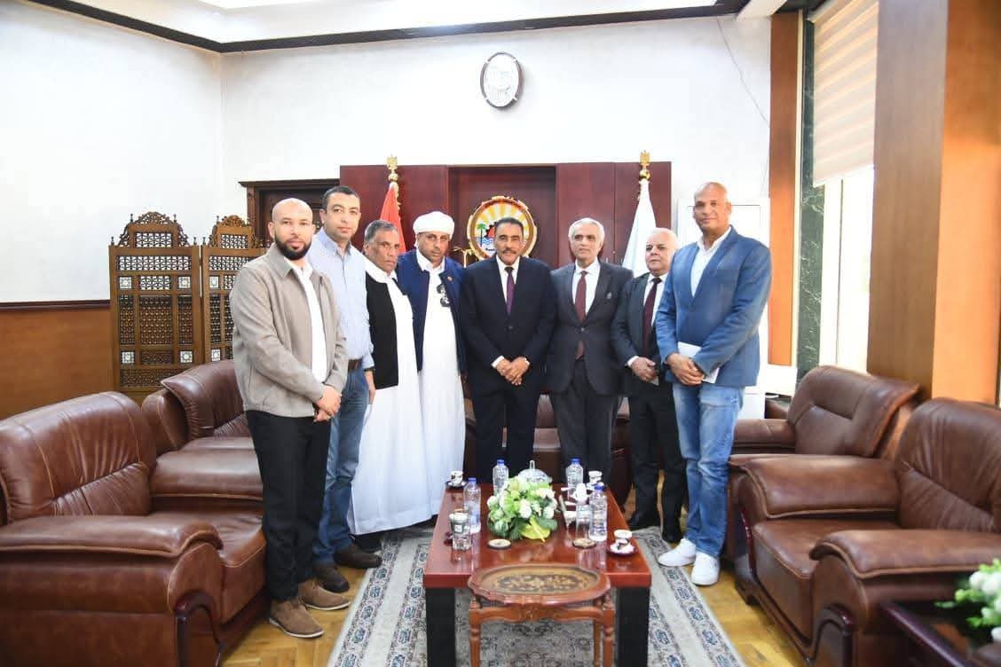 غرفة مطروح تبحث مع المحافظ والخارجية الاستعداد لإقامة مكتب التصديقات بمقرها