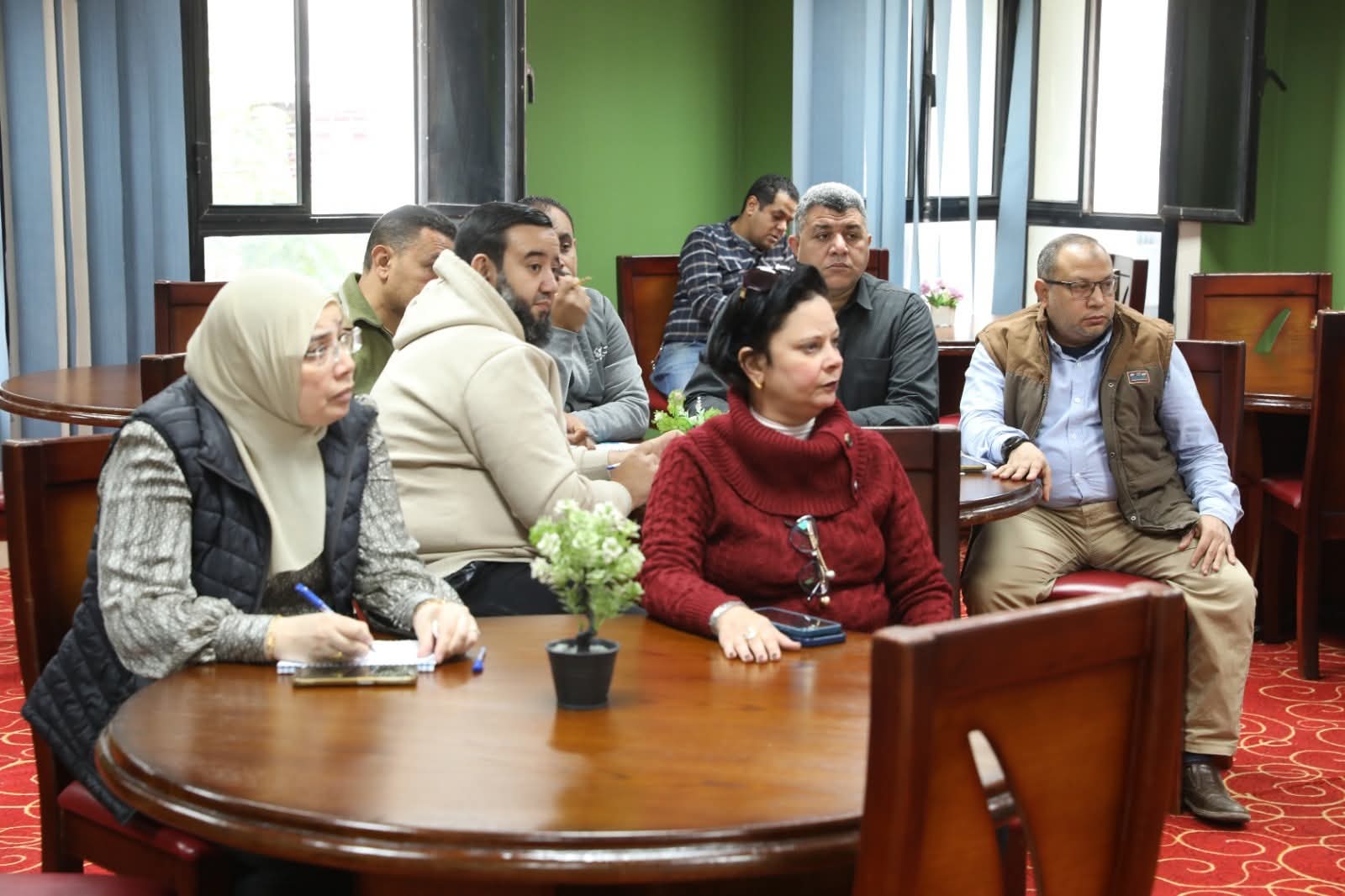 رئيس مياه المنيا يترأس اجتماع اللجنة العليا للأزمات والكوارث استعدادًا لموسم الأمطار