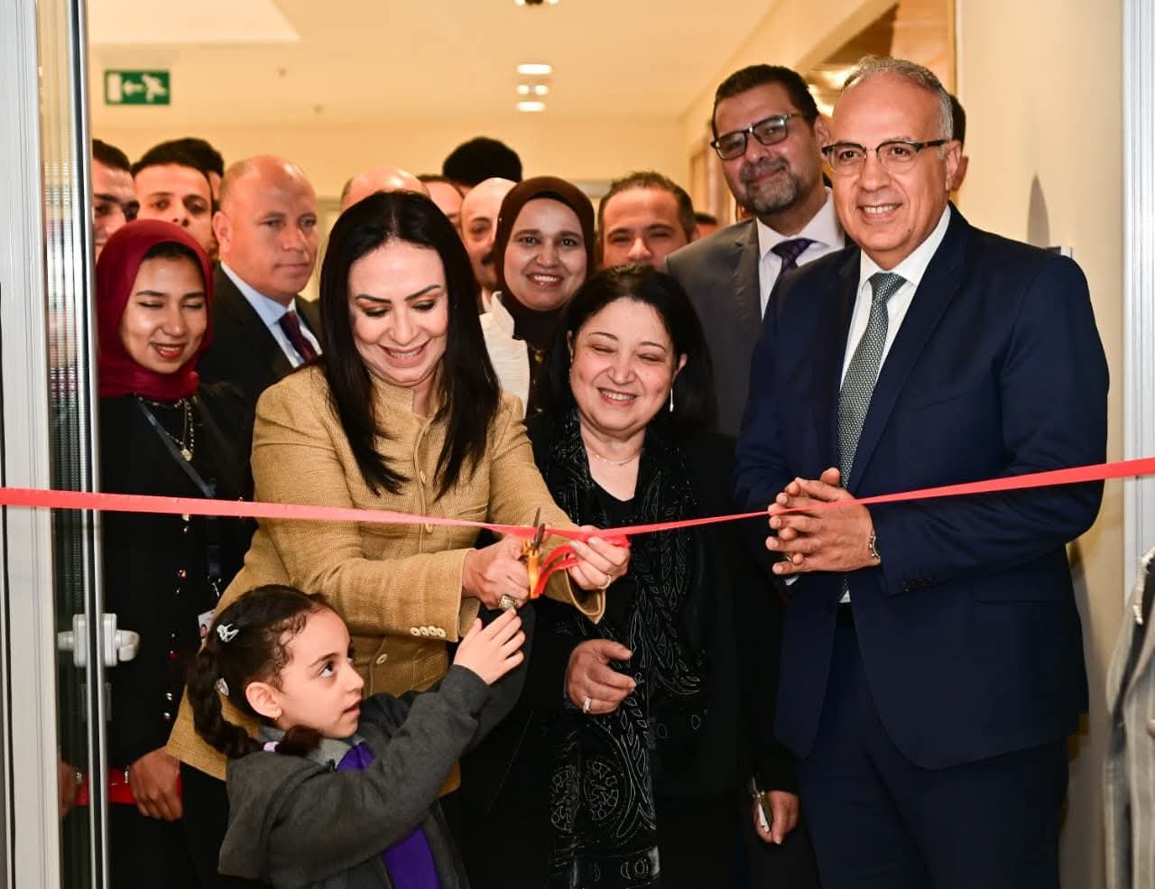 وزير الموارد المائية والري ووزيرة التضامن الاجتماعي يفتتحان "مركز استقبال أبناء وبنات العاملين بوزارة الموارد المائية والري بالعاصمة الجديدة"