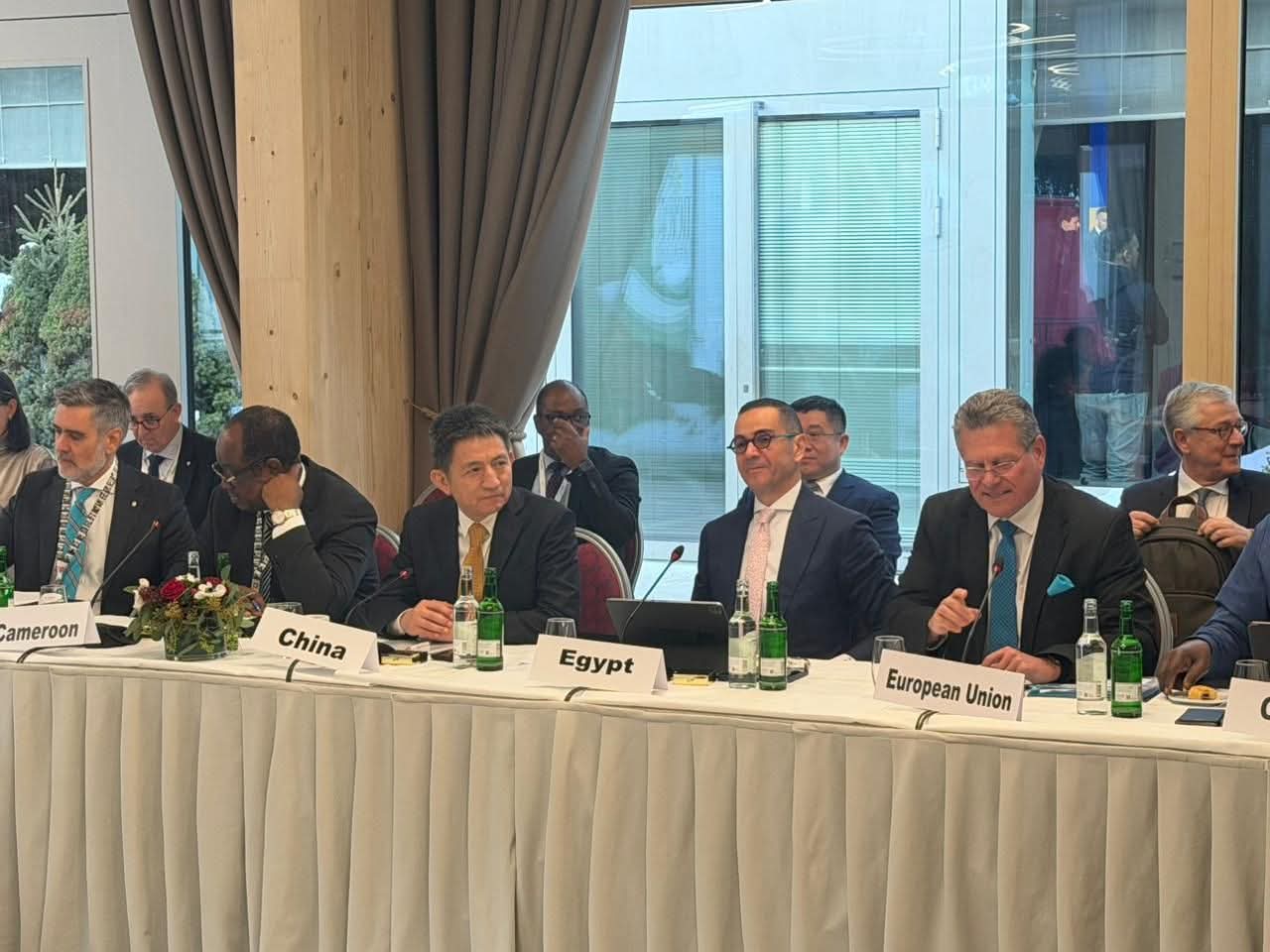 في إطار مشاركته في منتدى دافوس  وزير الاستثمار والتجارة الخارجية يشارك في المؤتمر الوزاري المصغر للدول الأعضاء في منظمة التجارة العالمية