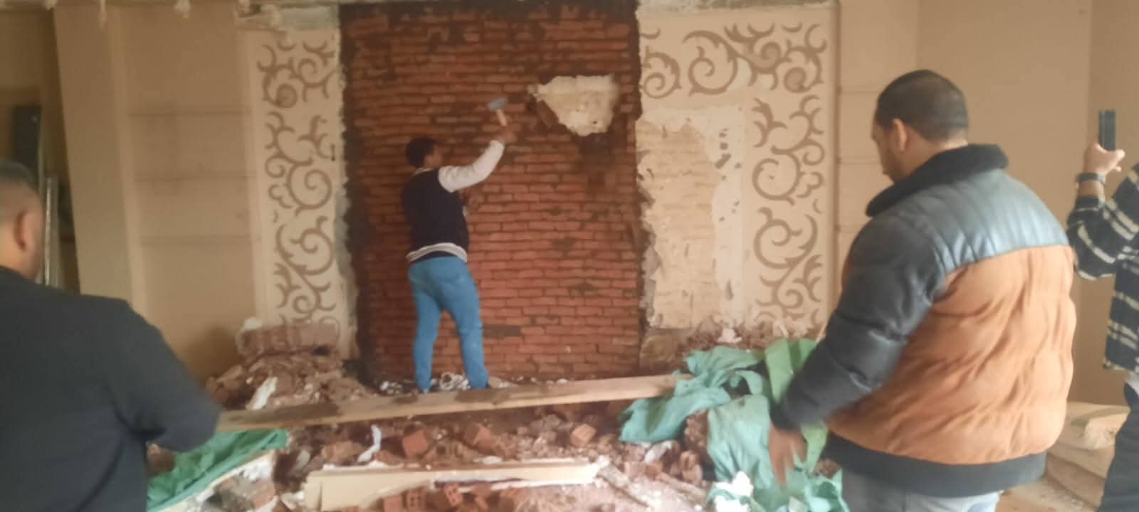 محافظة الجيزة: ضبط 11 حالة بناء مخالف بحي الدقي والتعامل معها