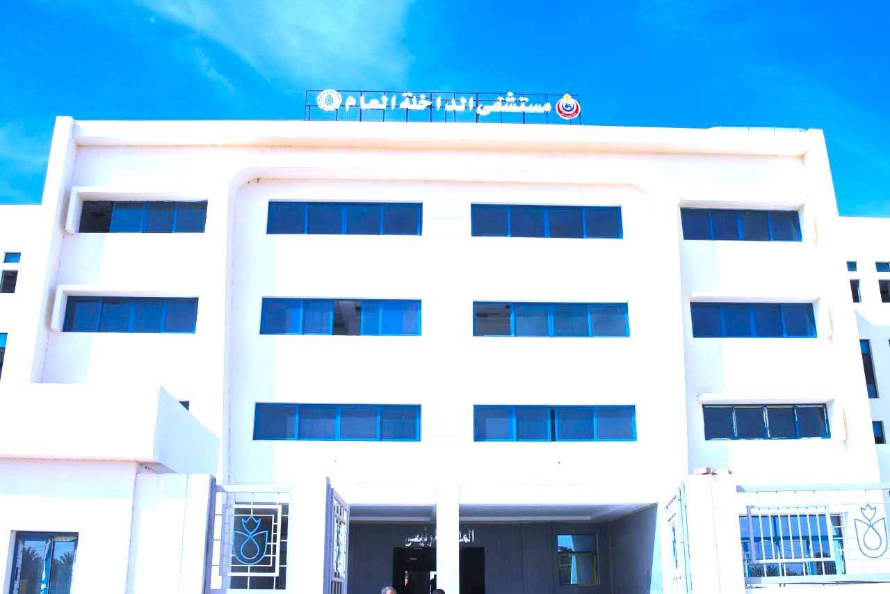 استعداداً لدخول الخدمة محافظ الوادي الجديد يلتقي وفد وزارة الصحة لمتابعة جاهزية مستشفى الداخلة الجديد 