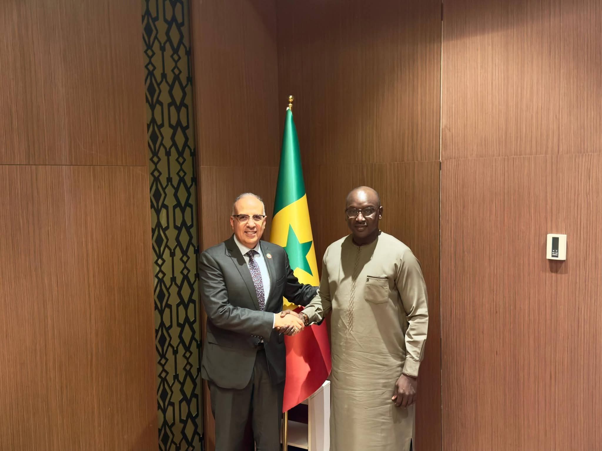 الدكتور سويلم يلتقى وزير المياه السنغالى على هامش "الإجتماع التحضيري رفيع المستوى لمؤتمر الأمم المتحدة للمياه" بالسنغال 