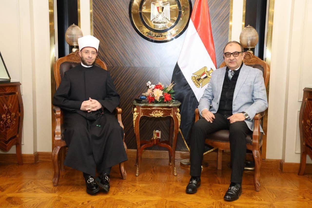 وزير قطاع الأعمال العام يستقبل وزير الأوقاف لبحث تعزيز التعاون في تعظيم الاستفادة من الأصول وتحقيق عوائد تنموية مستدامة