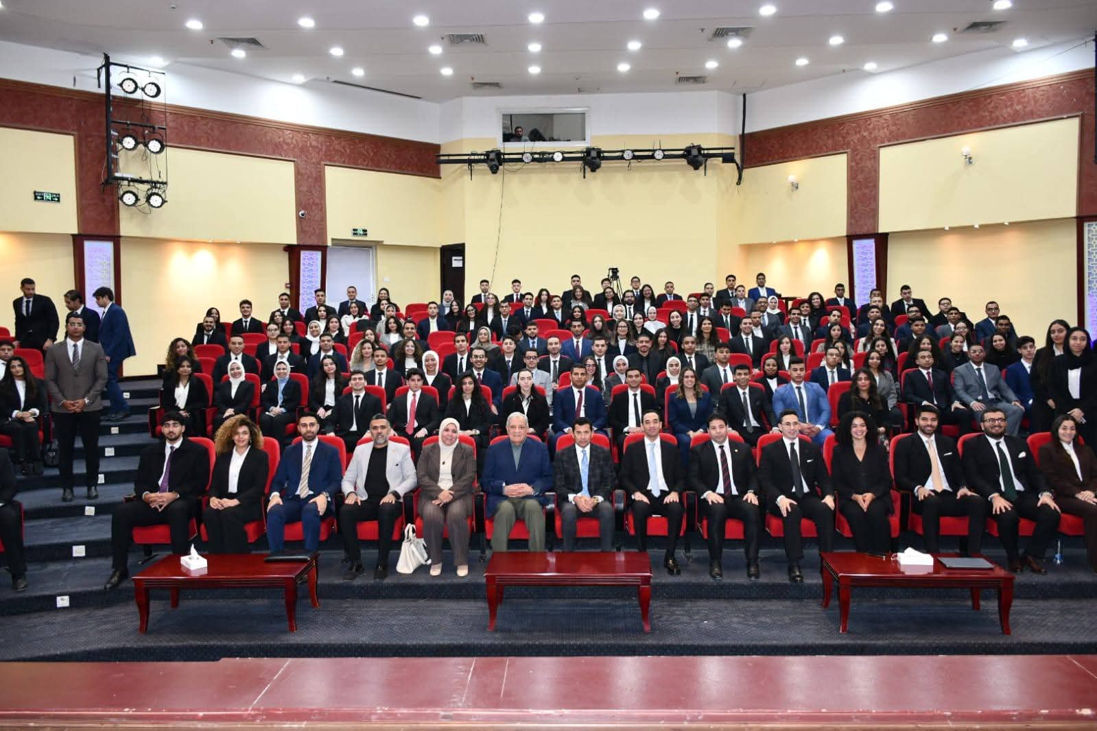 وزير الشباب والرياضة يشهد محاضرة المهندس إبراهيم محلب رئيس وزراء مصر الأسبق ضمن النسخة الرابعة من برنامج الدبلوماسية الشبابية