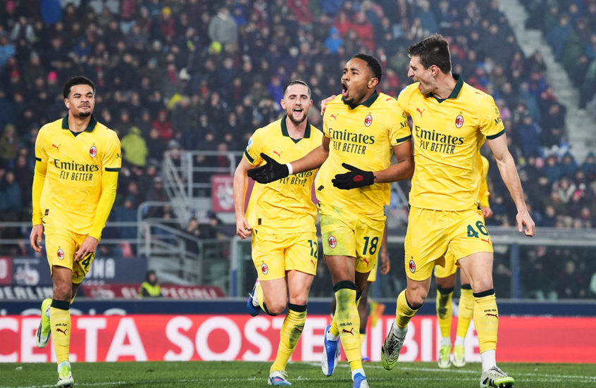 ميلان يهزم بولونيا بثلاثية ويواصل ملاحقة إنتر