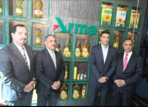 وزير الصناعة يشيد بجودة تكرير زيوت الطعام خلال زيارته لشركة «أرما» بالعاشر من رمضان