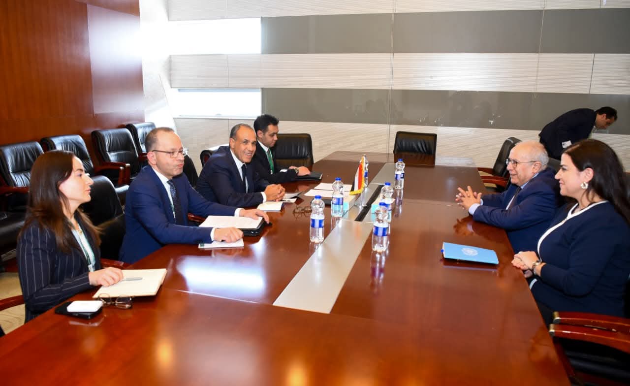 وزير الخارجية يبحث مع المبعوث الشخصي للأمين العام للأمم المتحدة إلى السودان تطورات الأزمة السودانية على هامش القمة الأفريقية