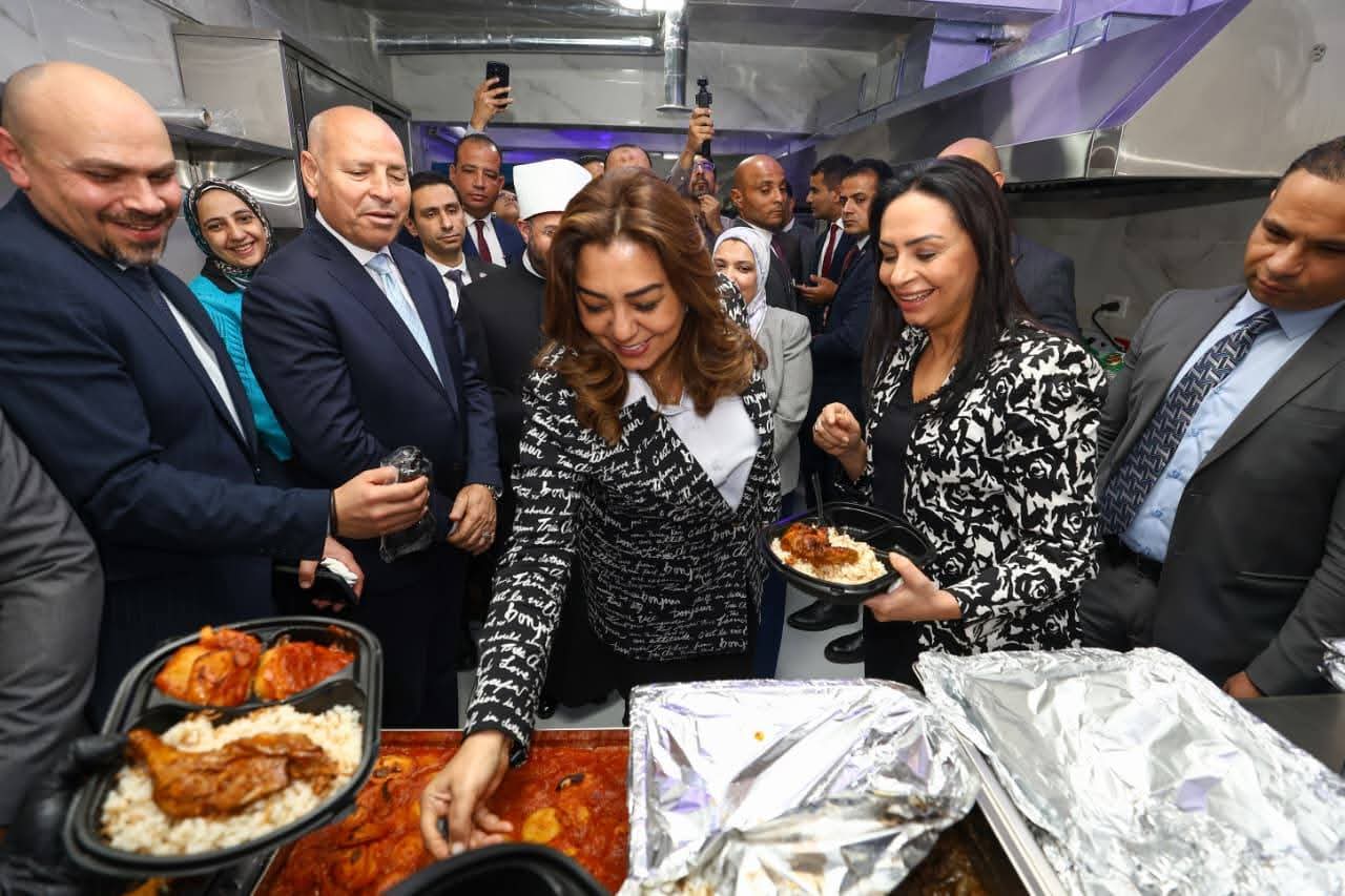 وزراء التضامن الاجتماعي والأوقاف والتنمية المحلية ومحافظ القاهرة يفتتحون مطبخ "المحروسة" للإطعام بمنطقة رمسيس