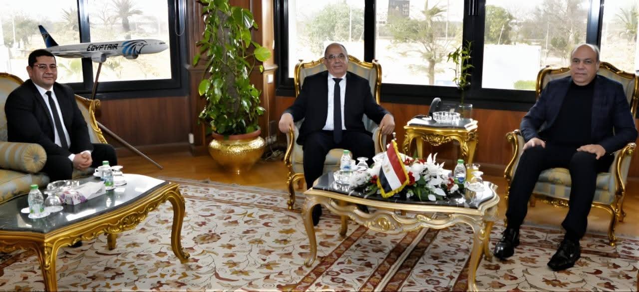 وزير الطيران المدني يستقبل مدير عام المنظمة العربية للطيران المدني ويبحث آفاق التعاون المشترك بين الجانبين