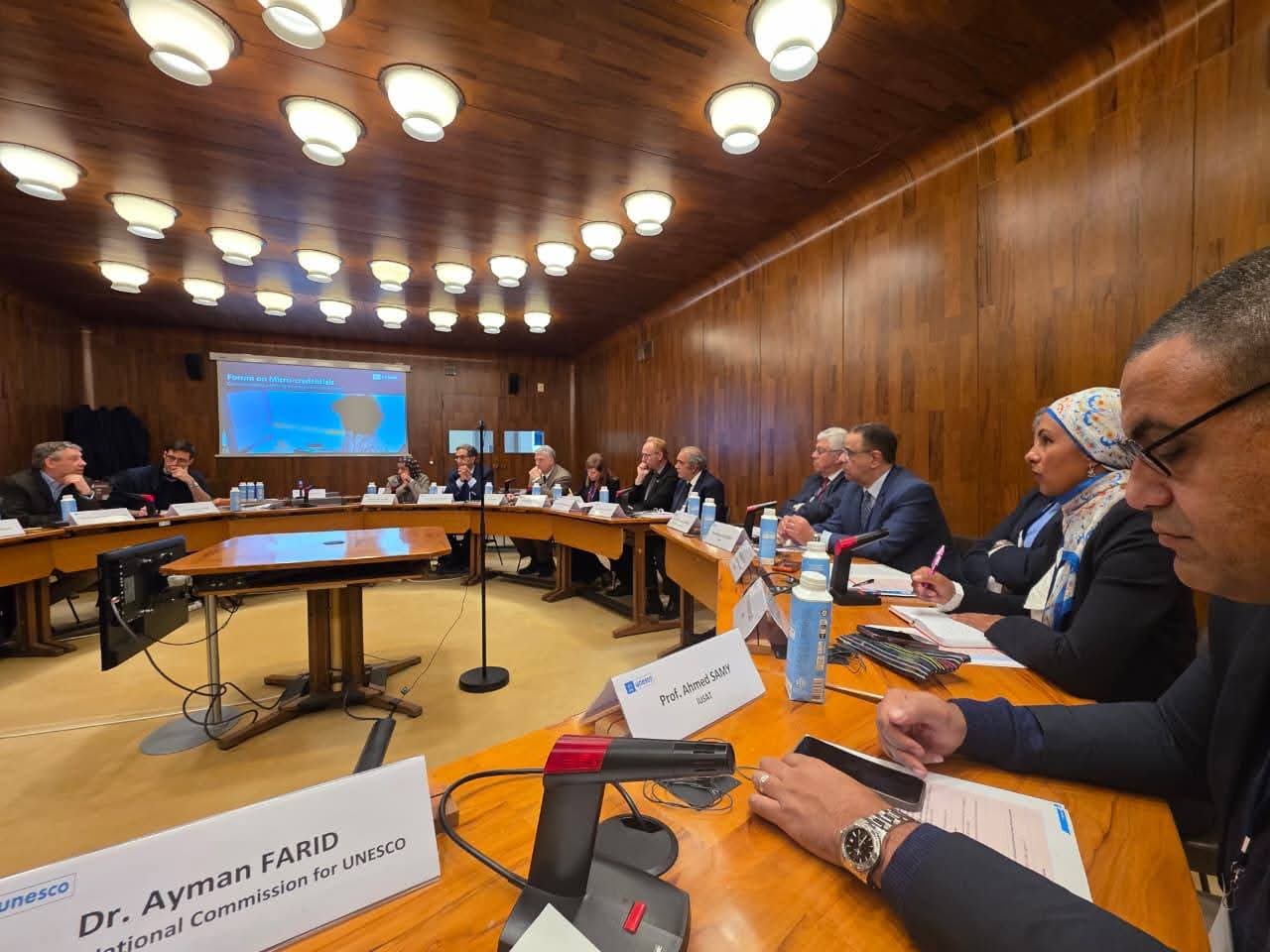 وزير التعليم العالي يعقد اجتماعًا لتعميق فرص التعاون بين الجامعة الدولية للعلوم والفنون والتكنولوجيا و الشركاء الاستراتيجين بمنظمة اليونسكو 